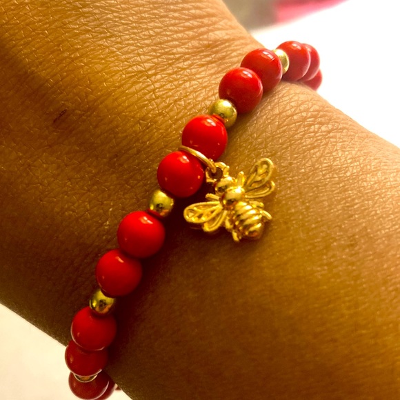 Beads red and gold bracelet ❤️⭐️ - Picture 3 of 3
